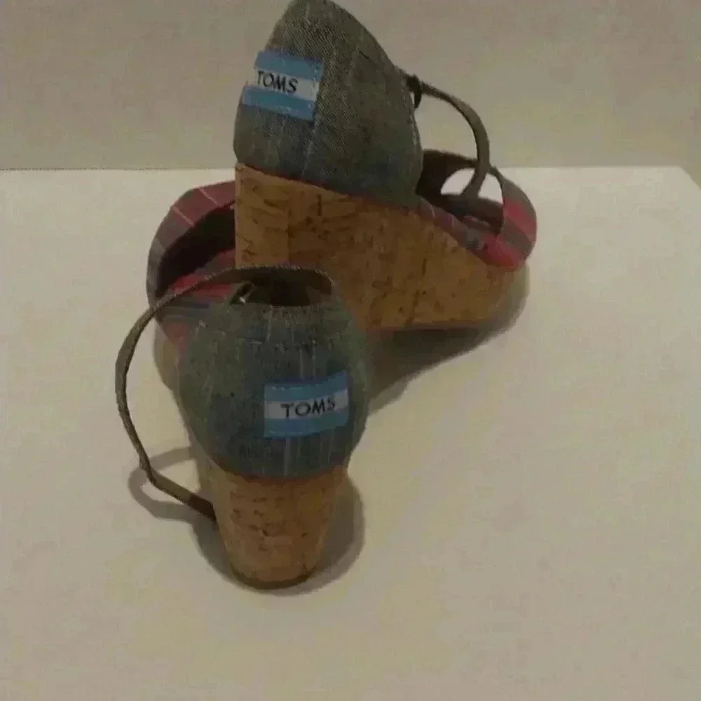 Toms Women Multicolor Wedge Sandals
